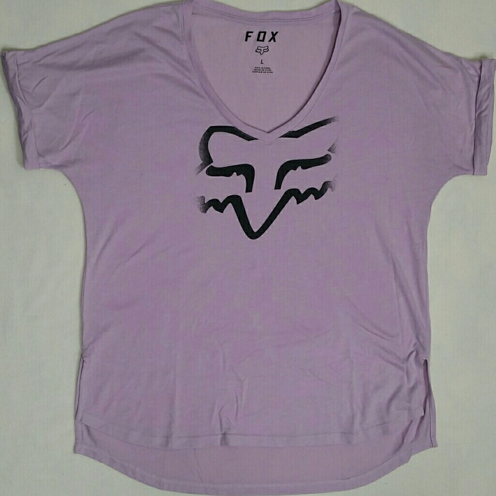 Fox | lilac responded roll sleeve v-neck top